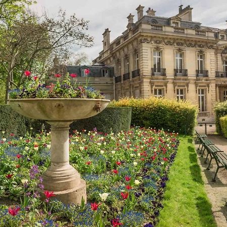 Studio Design Proche Champs-Elysees Paris Luaran gambar